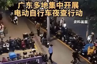 ?李凯尔长臂单断 反击慢攻悠哉悠哉双手扣篮 和华子骚气舞动